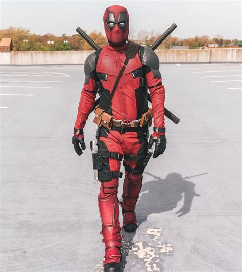 realistic deadpool costume
